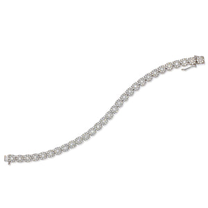 Beautiful Diamonds Tennis Bracelet set in 18k white gold 29 round brilliant and 232 round sparklings diamonds.