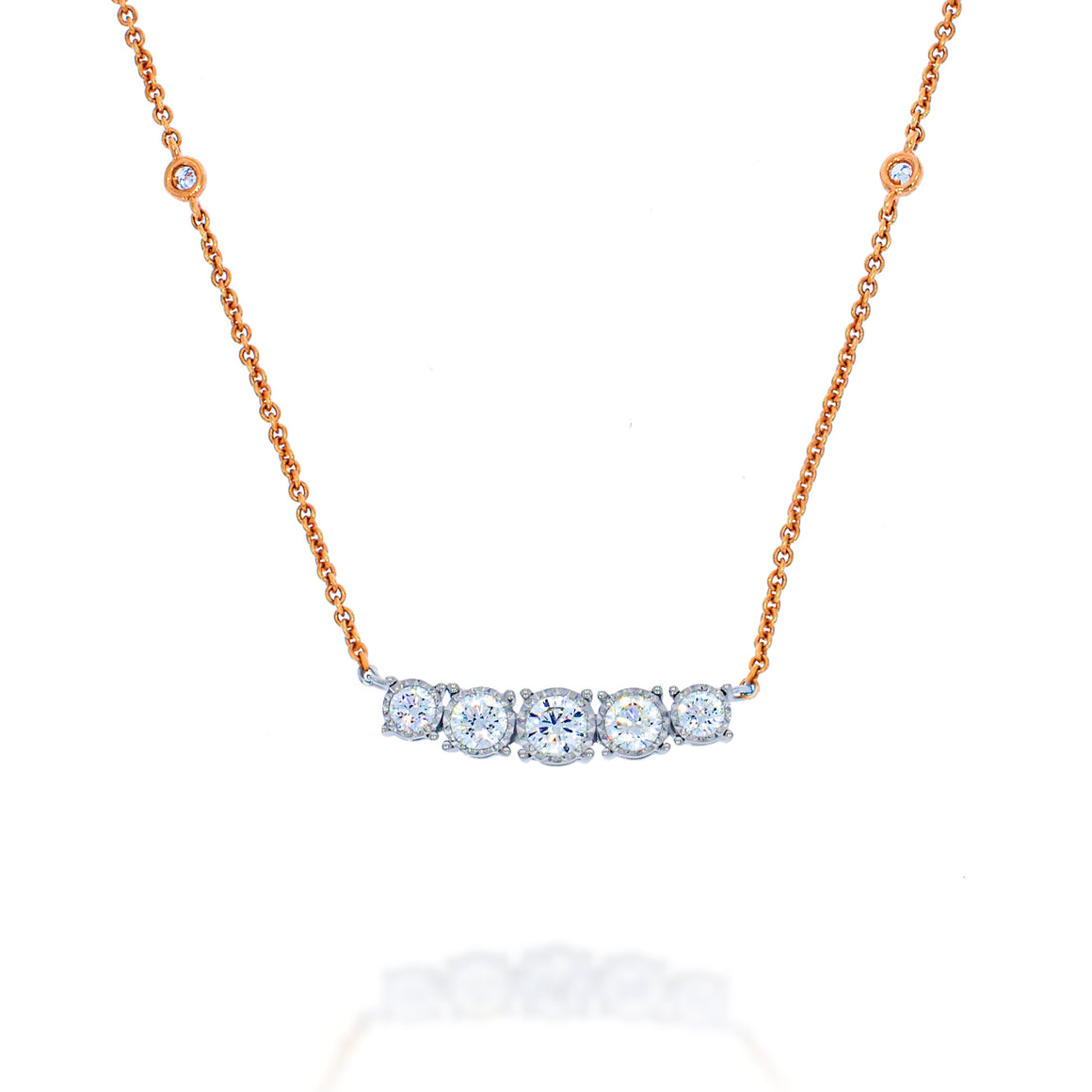 A Gentle and classic necklace! 5 diamonds cups on the stunning pendant, and 4 more on chain.