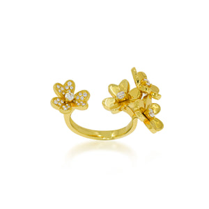 Open ring, Between the Finger ring, 4 elegance 18k yellow gold clover fatal set with round diamonds creating a bouquet of everlasting charm.