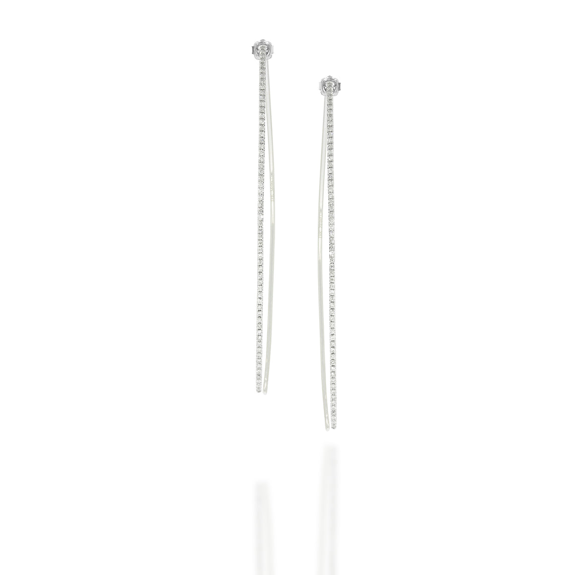 One Strip Drop Diamonds Earrings. Dangle Drop Diamond Earring. 0.56 carat in 18K white gold. perfect for weeding party. Simple and elegant.