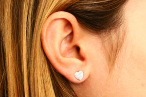 ENH422-White 18K gold 0.61 ct Natural  Diamond Heart Stud Earrings