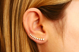 ENH813 Diamond Ear Climber Earrings in 18k Yellow Gold